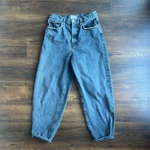 Agolde balloon Jean size 28 in black tea